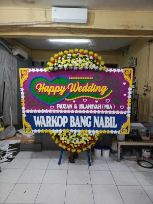 Papan Bunga di Cicendo