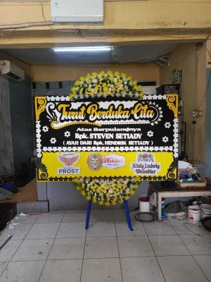 Papan Bunga di Cicendo